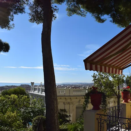 Hotel Petit Palais-2